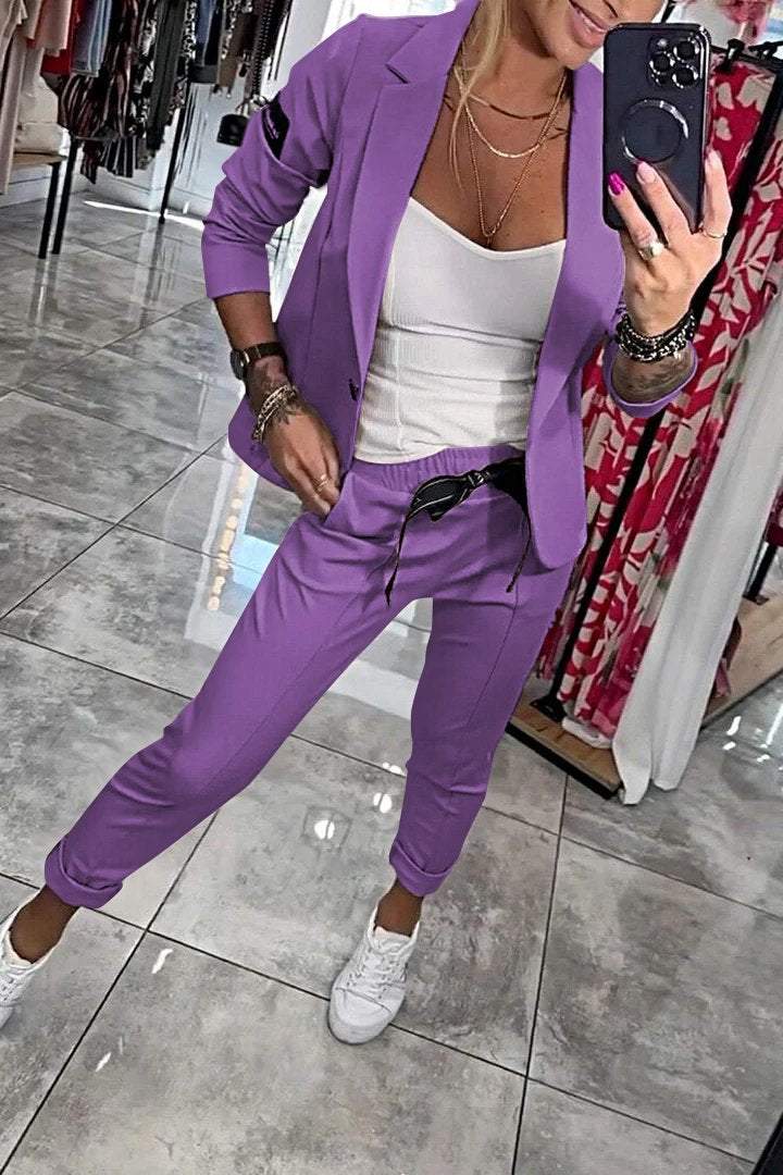 AURESSA™ | Elegant 2-delt Sæt med Stretch og Komfort Enkelt. Stilrent. Alt-i-én løsning.